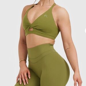 Oner Active UNIFIED TWIST SPORTS BRA Olive green